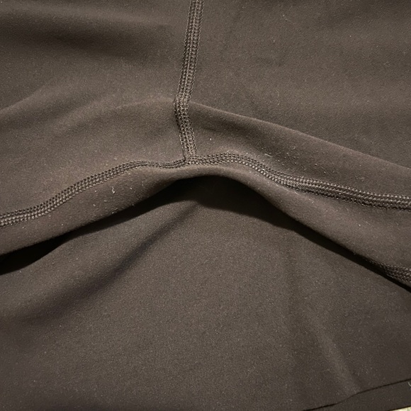 Lululemon Align Crops size 6 - Picture 3 of 4